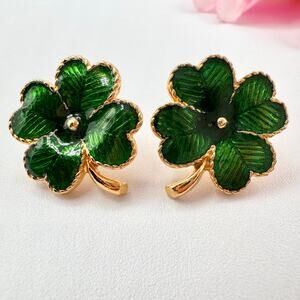 Vintage Avon Green Shamrock Four Leaf Clover Earrings March St. Patrick’s Day